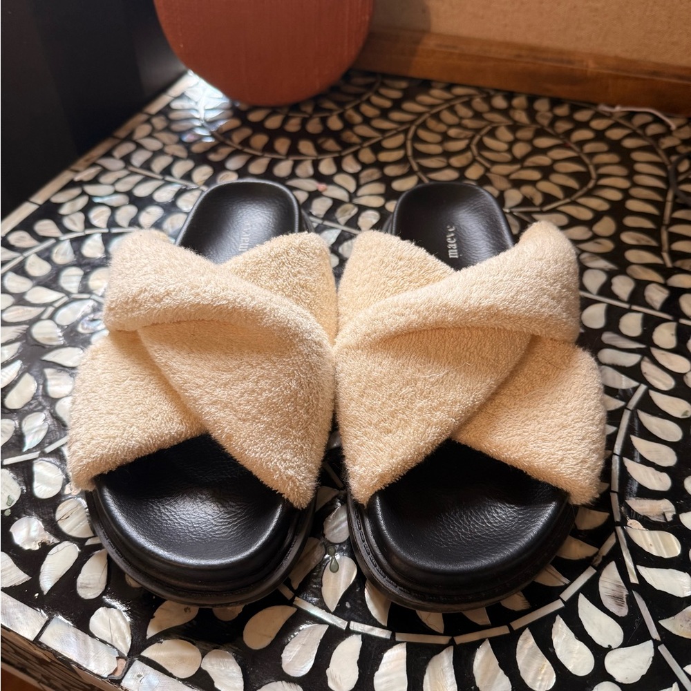 Anthropologie Tan Cross Strap Slippers